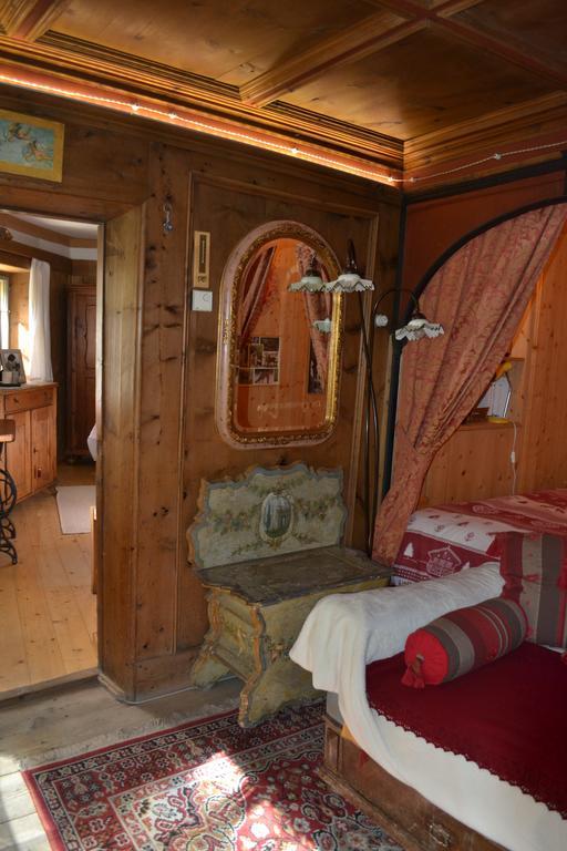 B&B La Tana Dell'Orso - Die Baerenhoehle Castello-Molina di Fiemme Quarto foto