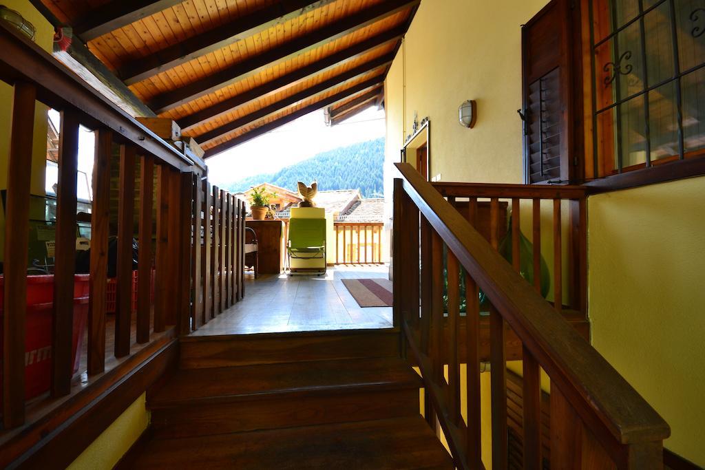 B&B La Tana Dell'Orso - Die Baerenhoehle Castello-Molina di Fiemme Quarto foto